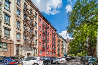 331 East 5th Street in New York, NY - Building Photo - Primary Photo