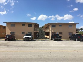105 W 26th St in Hialeah, FL - Building Photo