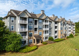 Stillwood Farms Apartments at Newnan in Newnan, GA - Foto de edificio - Building Photo