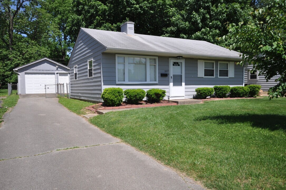 357 Mockingbird Ln in Lexington, KY - Building Photo