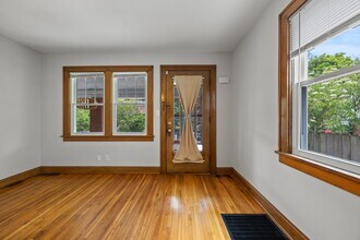 291-293-293 Olentangy St in Columbus, OH - Building Photo - Building Photo