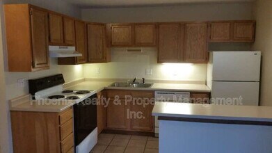 1909 Centennial Dr in Louisville, CO - Building Photo - Building Photo