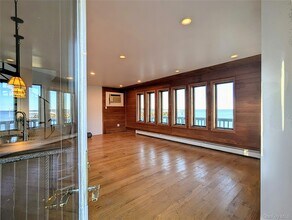528 Minnieford Ave in Bronx, NY - Building Photo - Building Photo