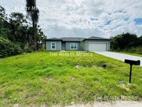 1364 Gibbs Rd SW in Palm Bay, FL - Building Photo - Building Photo