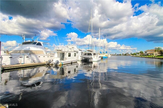 property at 333 Sunrise Cay