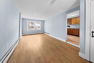 54 Washington St in Concord, NH - Building Photo - Building Photo