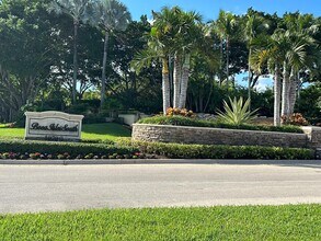 19922 Dinner Key Dr in Boca Raton, FL - Building Photo - Building Photo