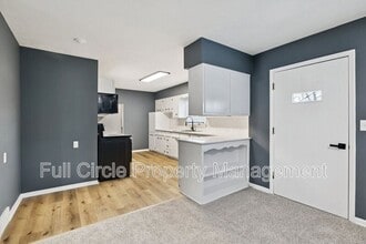 803 N Christy St in Fremont, NE - Building Photo - Building Photo