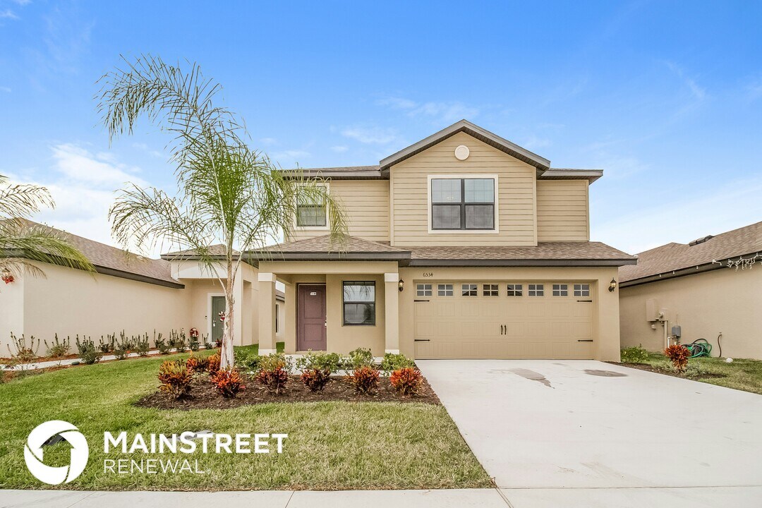 6534 Baikal Pl in Lakeland, FL - Building Photo