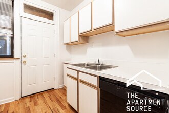 1448 W Byron St, Unit DS3 in Chicago, IL - Building Photo - Building Photo