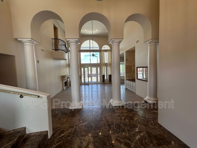 8170 E Golden Spur Ln in Carefree, AZ - Building Photo - Building Photo