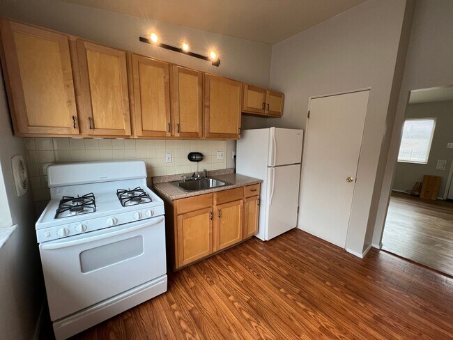 9005 Olive Blvd-Unit -9005-B Olive in Olivette, MO - Building Photo - Building Photo