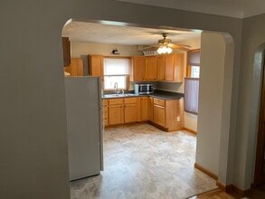 167 E 34th St in Holland, MI - Building Photo - Building Photo