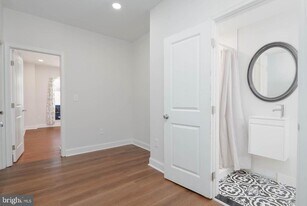 508 N Linwood Ave in Baltimore, MD - Building Photo