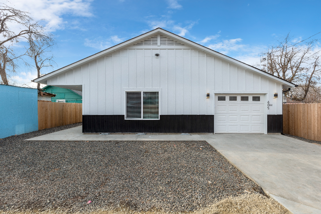 605 E Elgin St in Caldwell, ID - Building Photo - Building Photo