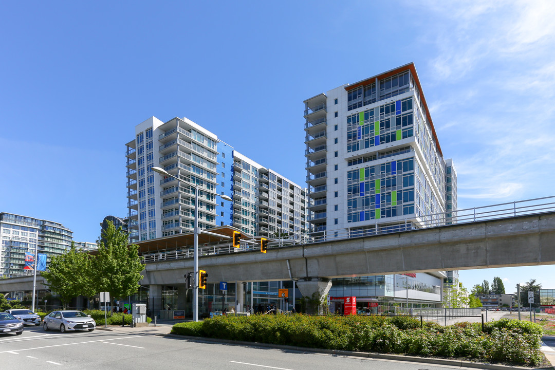 Mandarin Residences in Richmond, BC - Building Photo