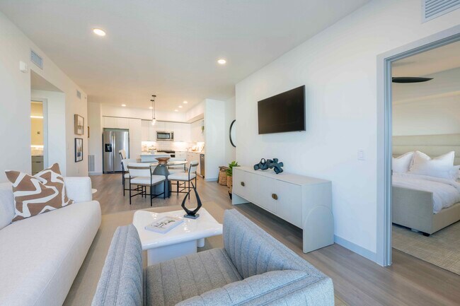 The Villas at Tuttle Royale in Royal Palm Beach, FL - Building Photo - Building Photo