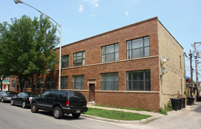 615-625 N Oakley Blvd in Chicago, IL - Building Photo - Building Photo