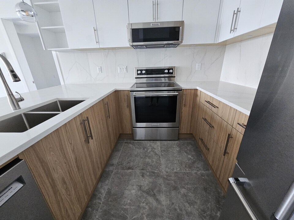 11703 Fraser St in Maple Ridge, BC - Building Photo