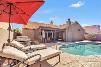 16020 S 39th Pl in Phoenix, AZ - Building Photo - Building Photo