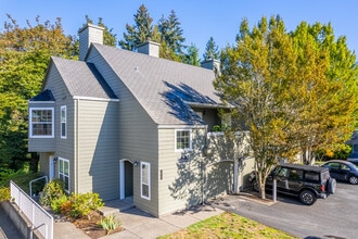 French Prairie Village Apartments in Wilsonville, OR - Foto de edificio - Building Photo