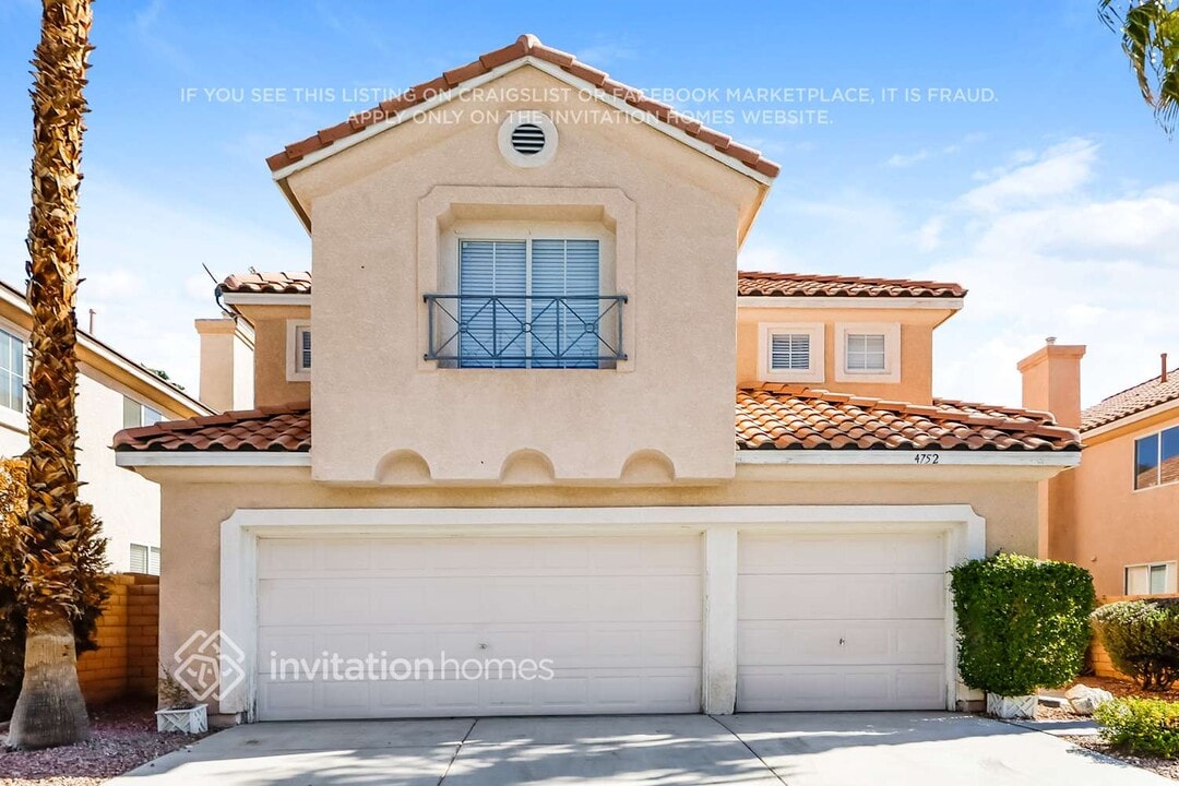 4752 Poppywood Dr in Las Vegas, NV - Building Photo