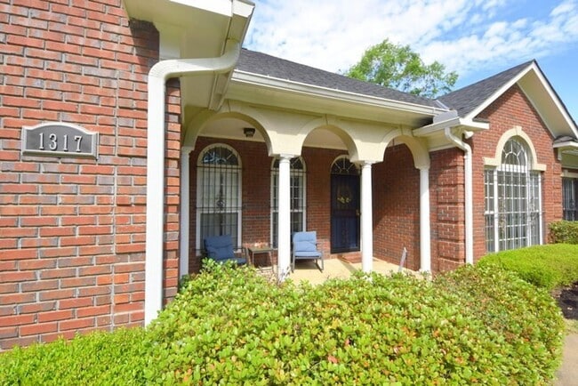 1317 Boxwood Blvd in Columbus, GA - Building Photo - Building Photo