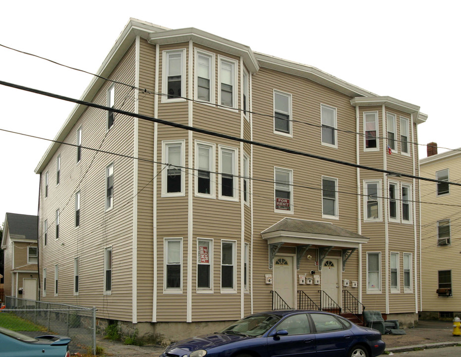 246-258 Salem St in Lawrence, MA - Foto de edificio