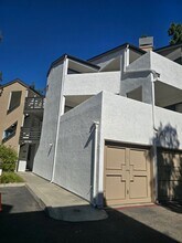 9710 Mesa Springs Way in San Diego, CA - Building Photo - Building Photo