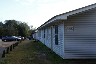 Wahoo Haven Apartments in Citronelle, AL - Building Photo - Building Photo