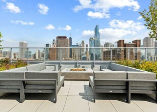 813 N Wells St in Chicago, IL - Building Photo - Building Photo