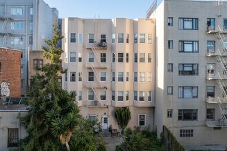 Rockwell Apartments in San Francisco, CA - Building Photo - Building Photo