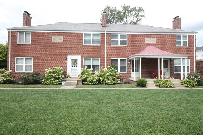 property at 1784 Northwest Blvd