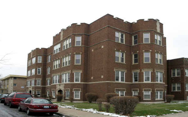 416-422 E 81st St in Chicago, IL - Foto de edificio