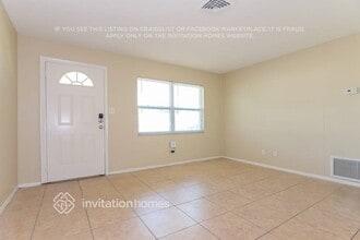 11740 129th Ave N in Largo, FL - Foto de edificio - Building Photo