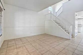 4811 Ventana Way in Oceanside, CA - Building Photo - Building Photo