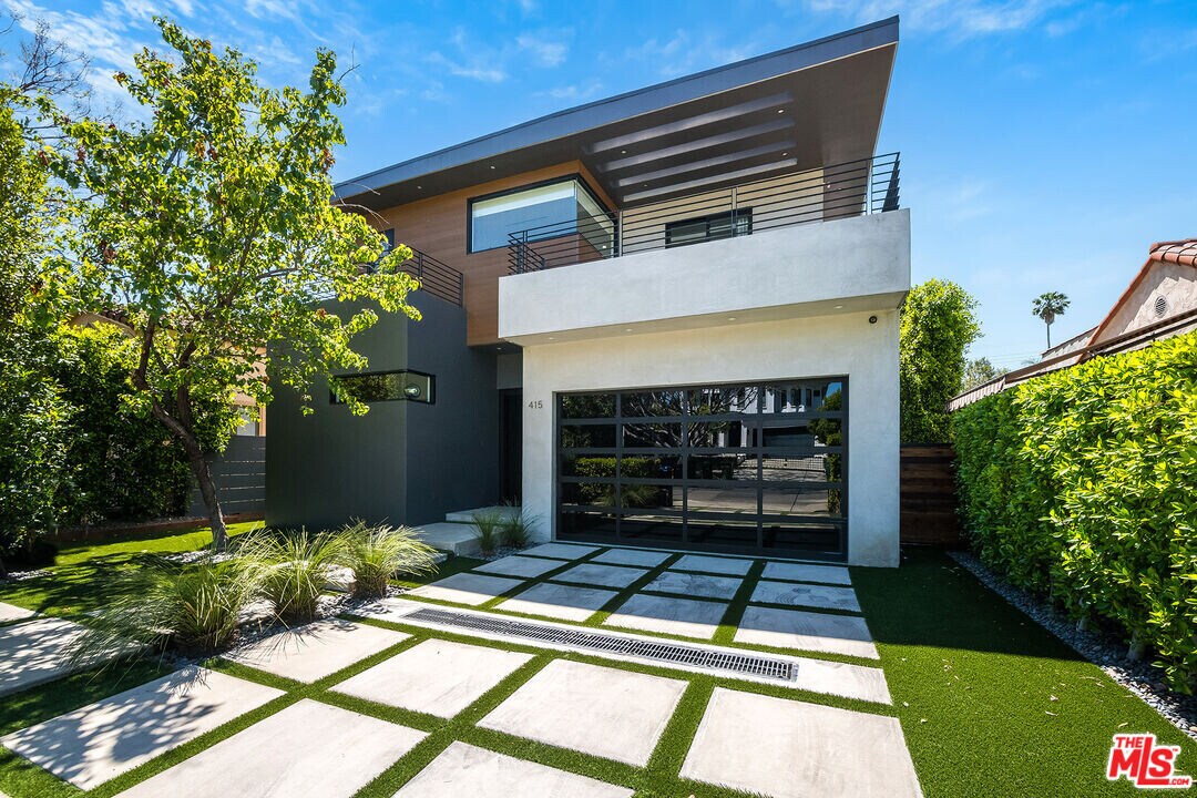 415 N Martel Ave in Los Angeles, CA - Building Photo