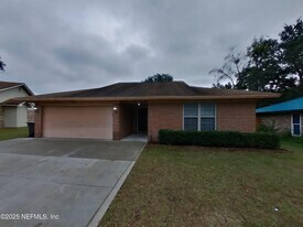 6047 Carla Ct in Jacksonville, FL - Building Photo