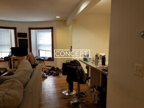 486 Massachusetts Ave, Unit 1 in Boston, MA - Building Photo - Building Photo