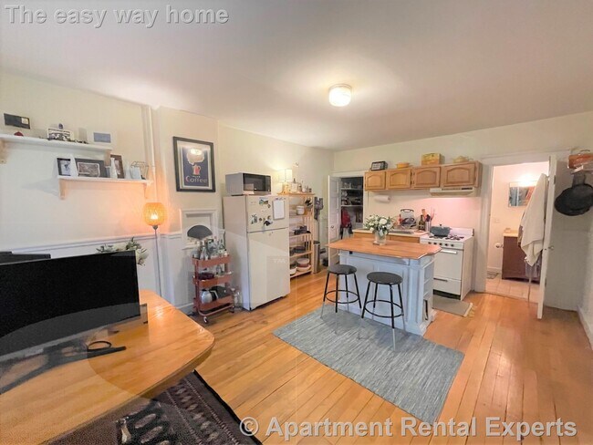 40 Linden Ave, Unit 1 in Somerville, MA - Building Photo - Building Photo