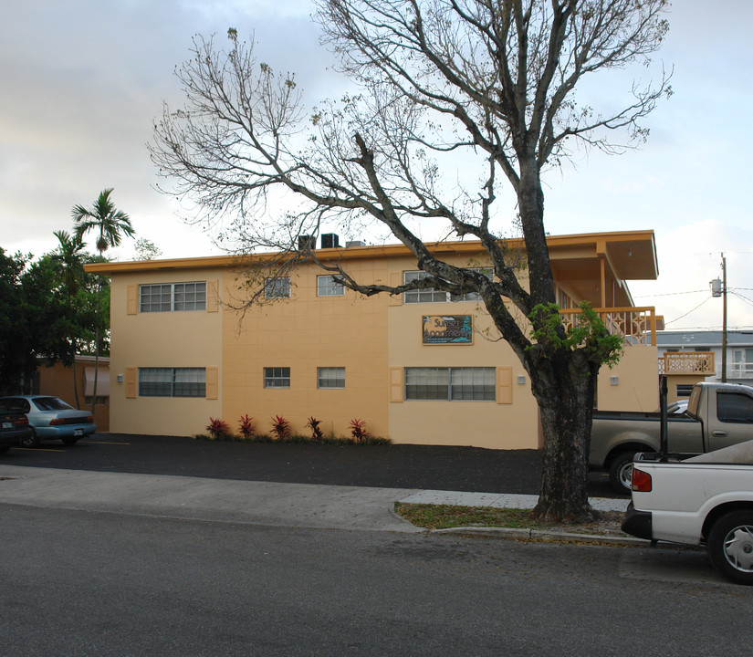 1638 Plunkett St in Hollywood, FL - Foto de edificio