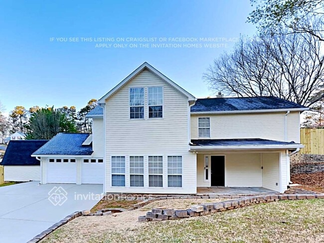 property at 911 Highland Terrace NE