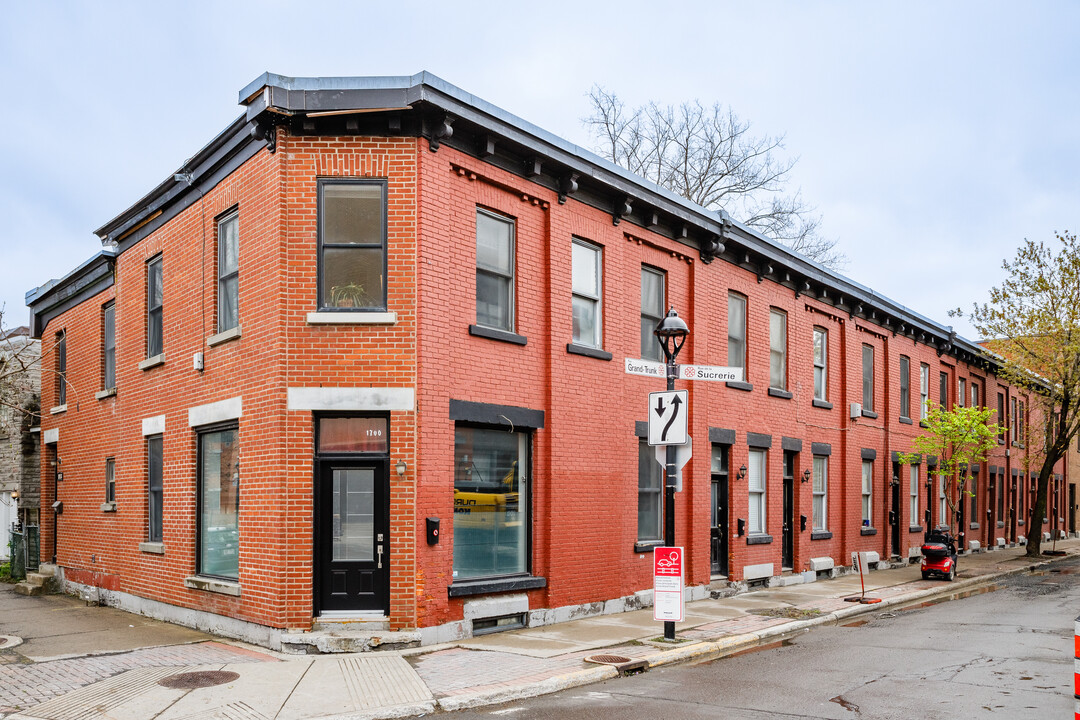 1710 Grand Trunk St in Montréal, QC - Building Photo