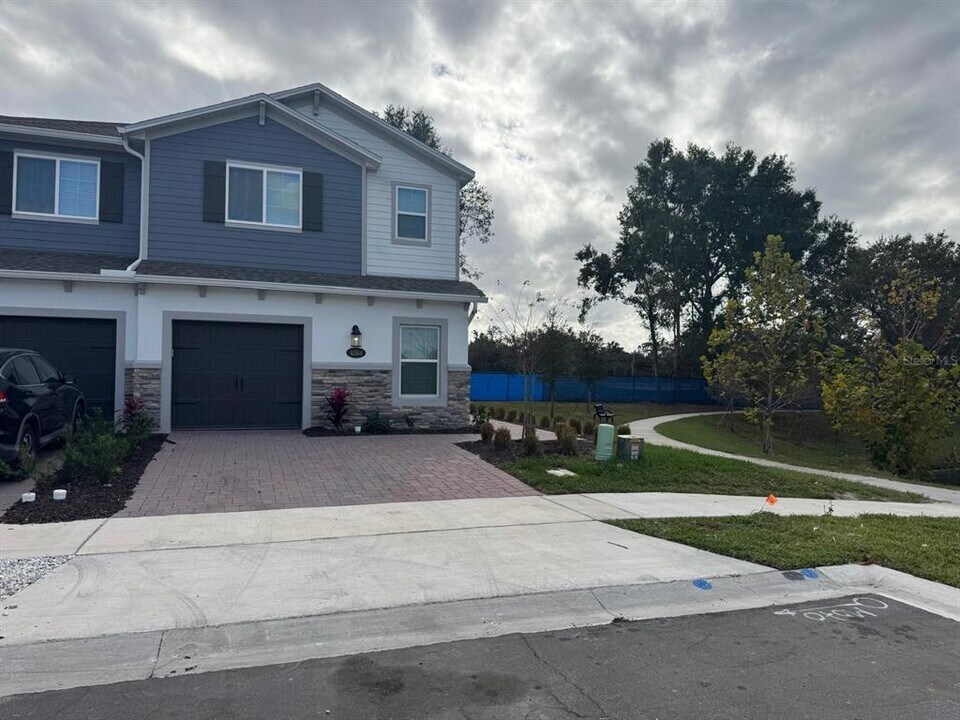4264 Campsite Lp in Orlando, FL - Building Photo