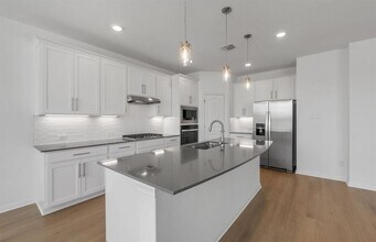 140 Inlet Ln in Leander, TX - Building Photo - Building Photo