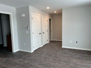 138 Erin Ct, Unit 138B in Nicollet, MN - Building Photo - Building Photo