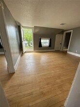 531 Cochrane St, Unit 2 in Eau Claire, WI - Building Photo - Building Photo