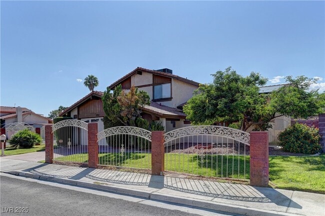 3751 El Camino Rd in Las Vegas, NV - Building Photo - Building Photo