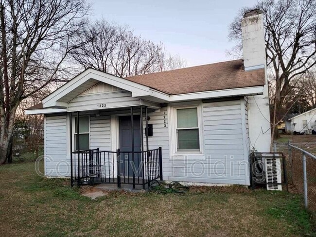 property at 1223 Hanover St