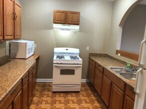 1102 College St in Memphis, TN - Building Photo - Building Photo